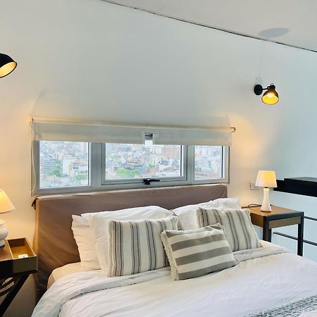 Hollywood Suites & Lofts บัวโนสไอเรส ภายนอก รูปภาพ